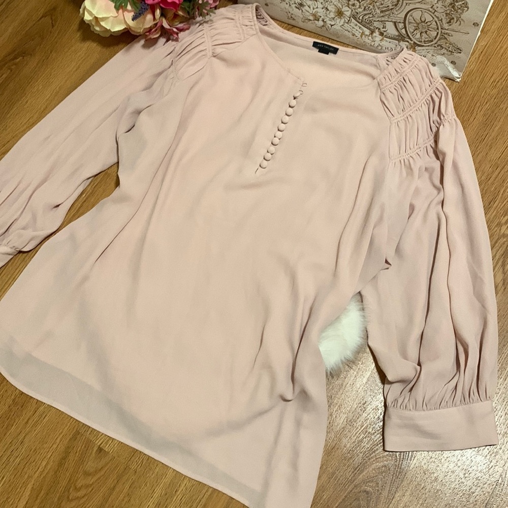 💲SALE💲 Ann Taylor Pink Chiffon Blouse With Buttons